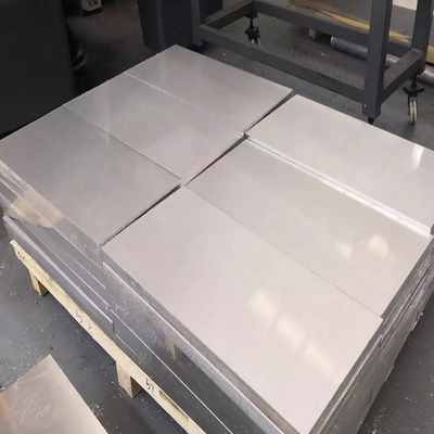 Le PVC a enduit 6063 polis le plat qu'en aluminium a reflété 6061 la feuille 1050