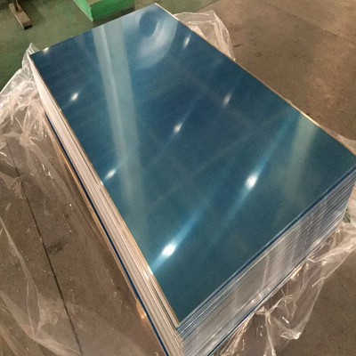 Feuille en aluminium de piqûre 3003 résistants plat 2500mm de 3000 séries
