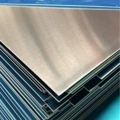 La feuille en aluminium du plat 3003 H14 lissent semi brillant ASTM B209 réservoir de carburant la manipulation chimique