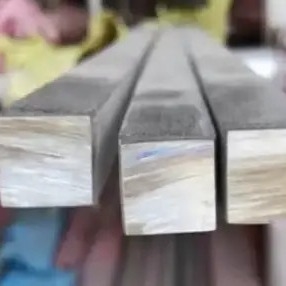 Gb 1Cr18Mn8Ni5N mariné de barre d'acier inoxydable de la surface 202 dans la décoration de bâtiment