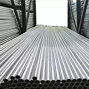 ASTM 240 316L tuyau soudé en acier inoxydable NO.4 8K Surface 6000 mm Longueur