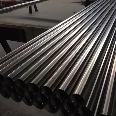 Pipe en acier SS 316l laminée à froid avec épaisseur personnalisée et couleur de surface argentée