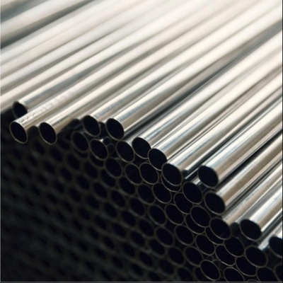 Pipe ronde soudée de 0,3 mm à 3 mm d'épaisseur 8K Ba 2b Hl AISI ASTM Ss 201 304 304L Ss Pipe 316 316L 430 SUS304
