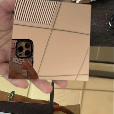 AISl 201 J2 Ti-or 8K miroir feuille d'acier inoxydable laminée à froid pour la fabrication d'équipements chimiques