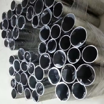 Pipe en acier inoxydable 304 avec finitions de surface personnalisables pour les besoins esthétiques et fonctionnels