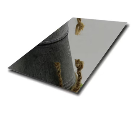 Plaque d'acier inoxydable laminée à surface réfléchissante brillante 317l pour projets décoratifs haut de gamme