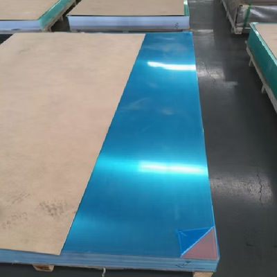 Plaque d'aluminium 5052 avec une excellente résistance à la corrosion pour les pièces métalliques extérieures